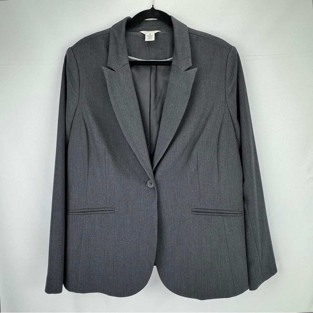 Charcoal Gray Single Breasted Blazer